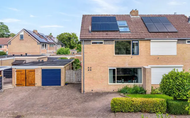 Foto van Plutolaan 42, Hardenberg