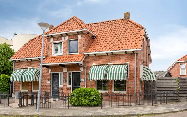 Foto van Van Ewsumstraat 17, Groningen